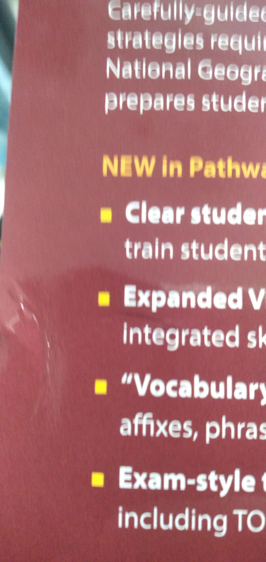 đóng gói không tốt, giao gói hàng bị đè dập hộp, sách bị gãy gập và nhăn mép. thất vọng với đơn này đóng gói không tốt, giao gói hàng bị đè dập hộp, sách bị gãy gập và nhăn mép. thất vọng với đơn này