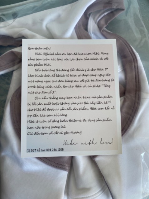 Thấy review tốt quá nên m cũng mua thử xem thế nào. Mà đúng áo chất lượng thật. Chất vải mịn, đường may tinh tế, form áo đẹp.
Điểm 10 cho chất lượng.