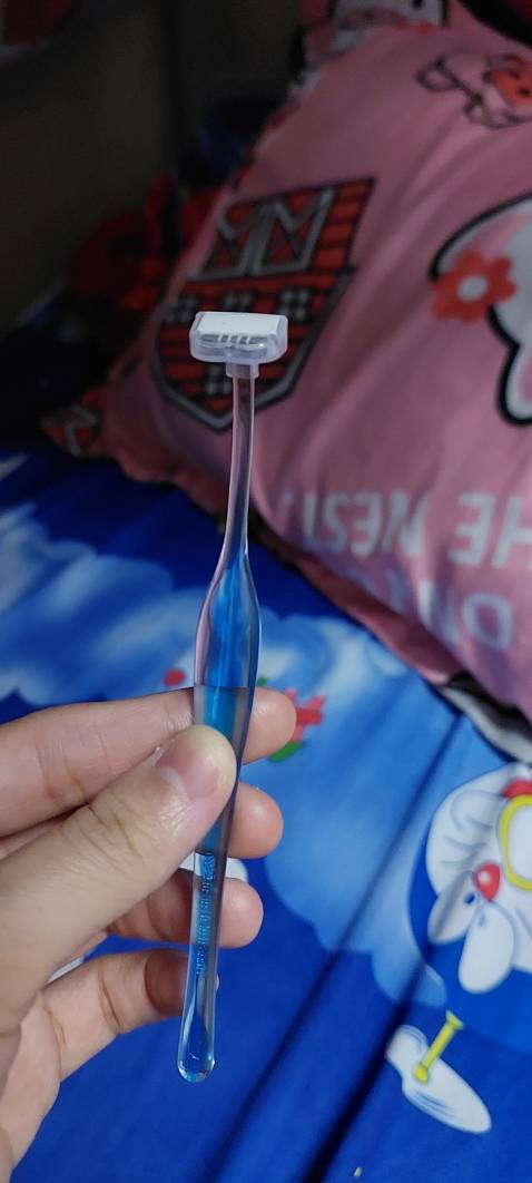 Trời ơi, hàng Nhật vừa đẹp vừa xịn lắm luôn á, cạo tới đâu lông mày bay tới đó