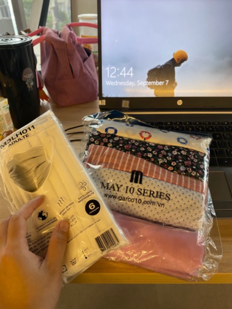 Sản phẩm giá rẻ, chất lượng vải xịn, mặc rất thoả mái giao hàng nhanh lại còn quà tặng kèm