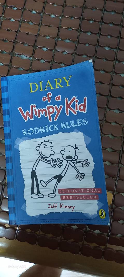 Lần đầu tiên được mua sản phẩm trên  tiki. Mình  cảm thấy rất hài lòng. Cả  gia đình  cùng  nhau đọc. Các bạn  nhỏ  rất  thích.  Rèn  luyện  từ  vựng