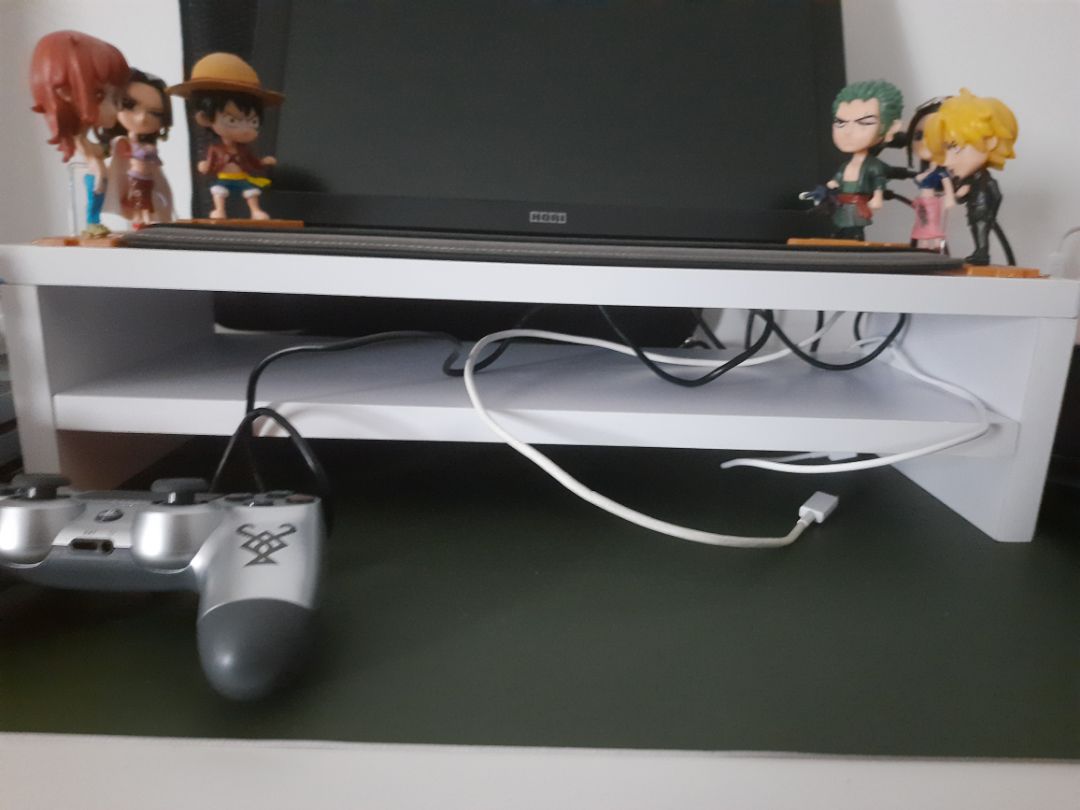 Hàng đúng như thông tin mô tả. Đóng gói kỹ càng, đag trong mùa dịch mà cũg có đc hàng để xài. Mình chân thành xin cảm ơn đội ngũ tiki đã hỗ trợ mang đến sản phẩm cho mình.
Về sản phẩm kệ lắp ráp khá dễ dàng chỉ vặn vặn vài con ốc là xong, nhưng phải canh và ghép mấy mảnh cho đều nhau nếu k kệ nhìn sẽ bị méo, và nhìn khá cứng cáp.
Điểm trừ kệ có giá thành hơi cao thui, chứ mỗi thứ còn lại đều tốt nhen.
Tổng kết: 90/100.
Ai đọc lướt quá bình luận thì cho mình xin 1 subcribe cho kênh youtube AIOChannel (logo với phông nền xanh nhạt, chữ O tròn đỏ có chữ A màu xanh đi kèm)
Mình xin thành cảm ơn nhiều nhiều. Hàng đúng như thông tin mô tả. Đóng gói kỹ càng, đag trong mùa dịch mà cũg có đc hàng để xài. Mình chân thành xin cảm ơn đội ngũ tiki đã hỗ trợ mang đến sản phẩm cho mình.
Về sản phẩm kệ lắp ráp khá dễ dàng chỉ vặn vặn vài con ốc là xong, nhưng phải canh và ghép mấy mảnh cho đều nhau nếu k kệ nhìn sẽ bị méo, và nhìn khá cứng cáp.
Điểm trừ kệ có giá thành hơi cao thui, chứ mỗi thứ còn lại đều tốt nhen.
Tổng kết: 90/100.
Ai đọc lướt quá bình luận thì cho mình xin 1 subcribe cho kênh youtube AIOChannel (logo với phông nền xanh nhạt, chữ O tròn đỏ có chữ A màu xanh đi kèm)
Mình xin thành cảm ơn nhiều nhiều.