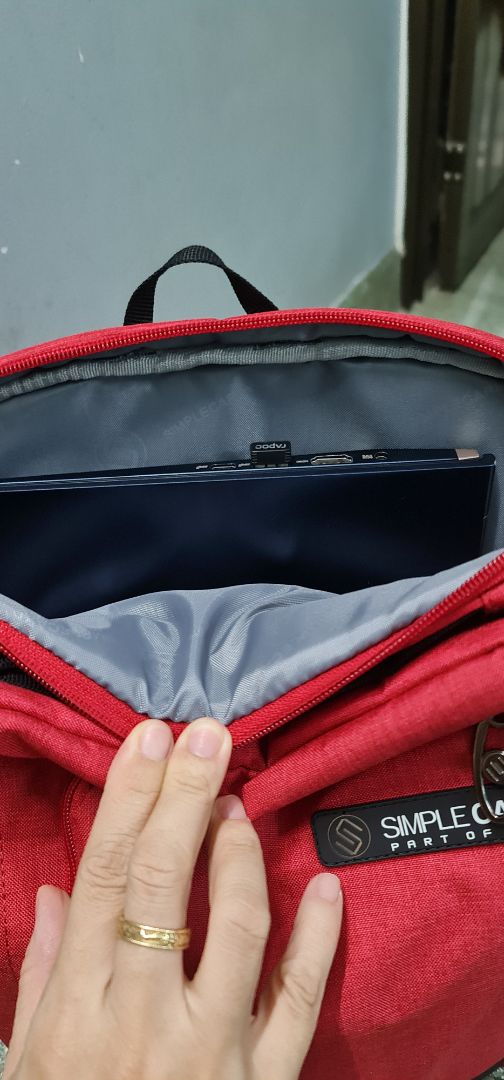 sản phẩm nhẹ, mình đựng laptop zenbook 14inch