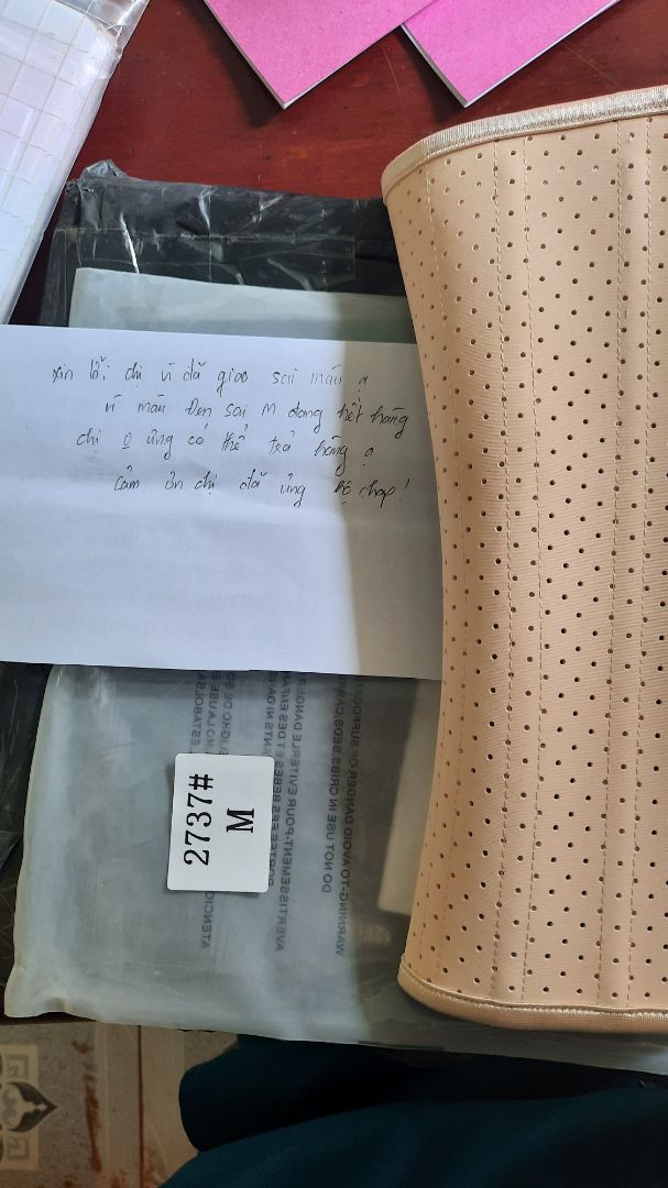 chấp nhận lời xl của shop nhé. 
nhưng hàng rất tốt và đẹp. như hình. làm ăn phải như shop thì khách hàng mới quay lại nè. tks shop nhiều. lần sau sẻ ủng hộ tiếp nhé.