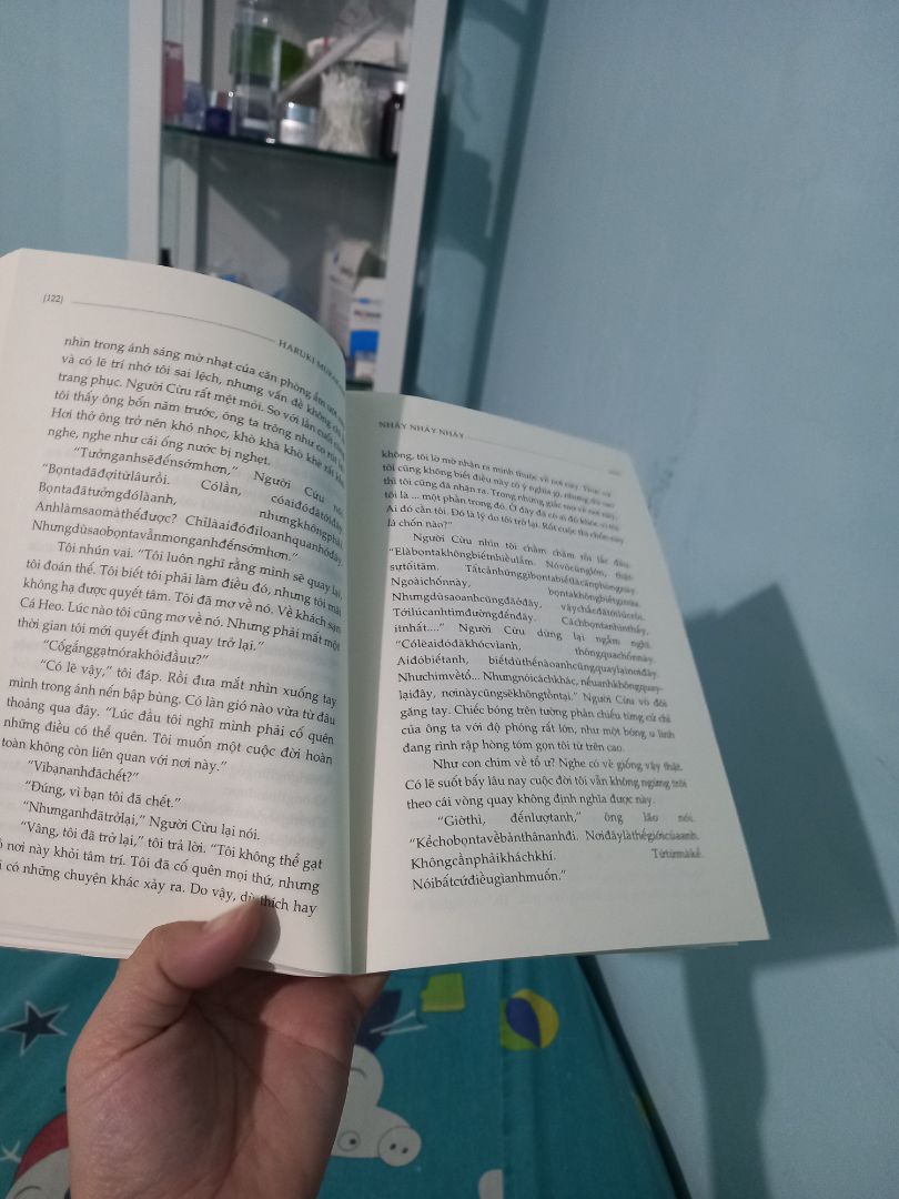 hài lòng với dịch vụ Tiki. nội dung sách hay  nhưng tai sao sách lai lỗi như vậy từ trang 121 tới 131 . Nhờ Tiki giải thích giùm..