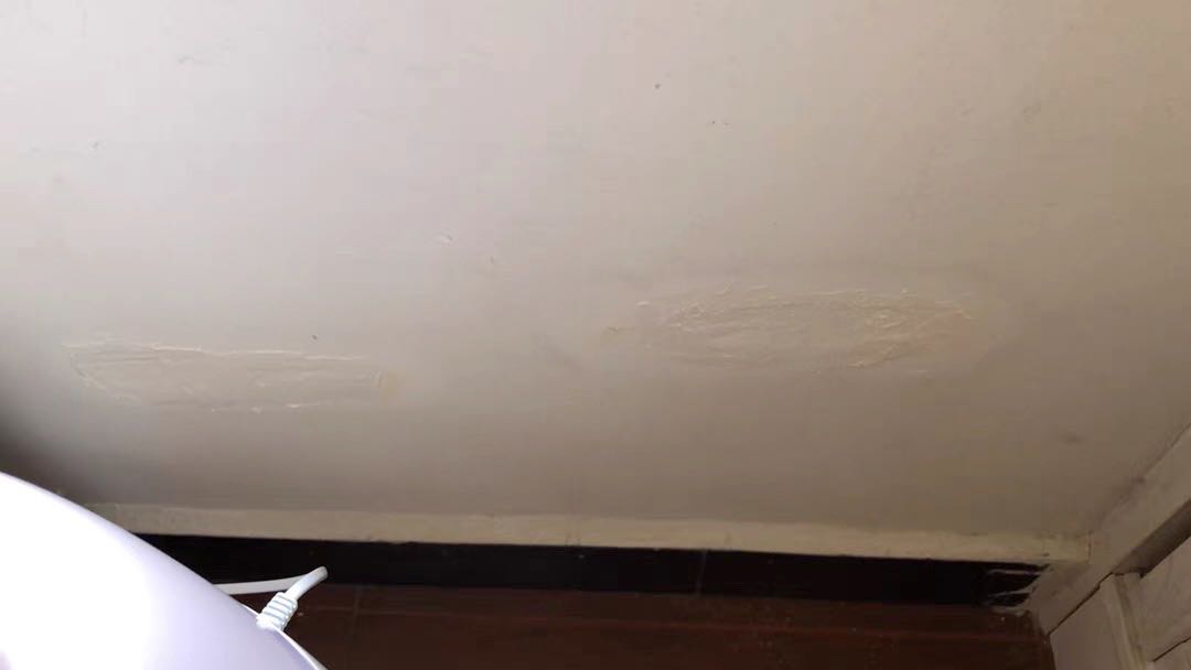 Sản phẩm rất tốt, dễ sử dụng và hiệu quả như quảng cáo. Thành quả sau 10 phút trét được như ảnh. Hàng của shop cũng chuẩn của LKB, mọi người nên dùng