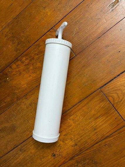 Shop đóng gói cẩn thận, giao đầy đủ hàng. Hút chăn với áo quầ ưng lắm luôn ý. túi 40*60 mà hút đc tận 2 cái áo phai dầy. nên mua nhé