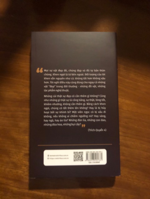 Sách đẹp, nội dung cực kì thu hút. Nếu ai quan tâm đến Chủ nghĩa khắc kỉ thì các trước tác của Marcus Aurelius là những điều đáng để đọc và chiêm nghiệm. Sẽ ủng hộ thêm nhiều sách nữa ạ. Sách đẹp, nội dung cực kì thu hút. Nếu ai quan tâm đến Chủ nghĩa khắc kỉ thì các trước tác của Marcus Aurelius là những điều đáng để đọc và chiêm nghiệm. Sẽ ủng hộ thêm nhiều sách nữa ạ.