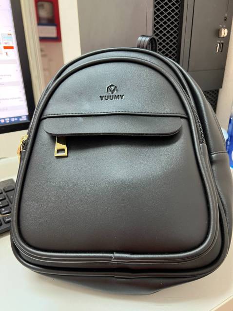 Da mềm, khóa chắc chắn. Rất đáng mua. Sẽ ủng hộ shop tiếp và giới thiệu cho bạn bè.