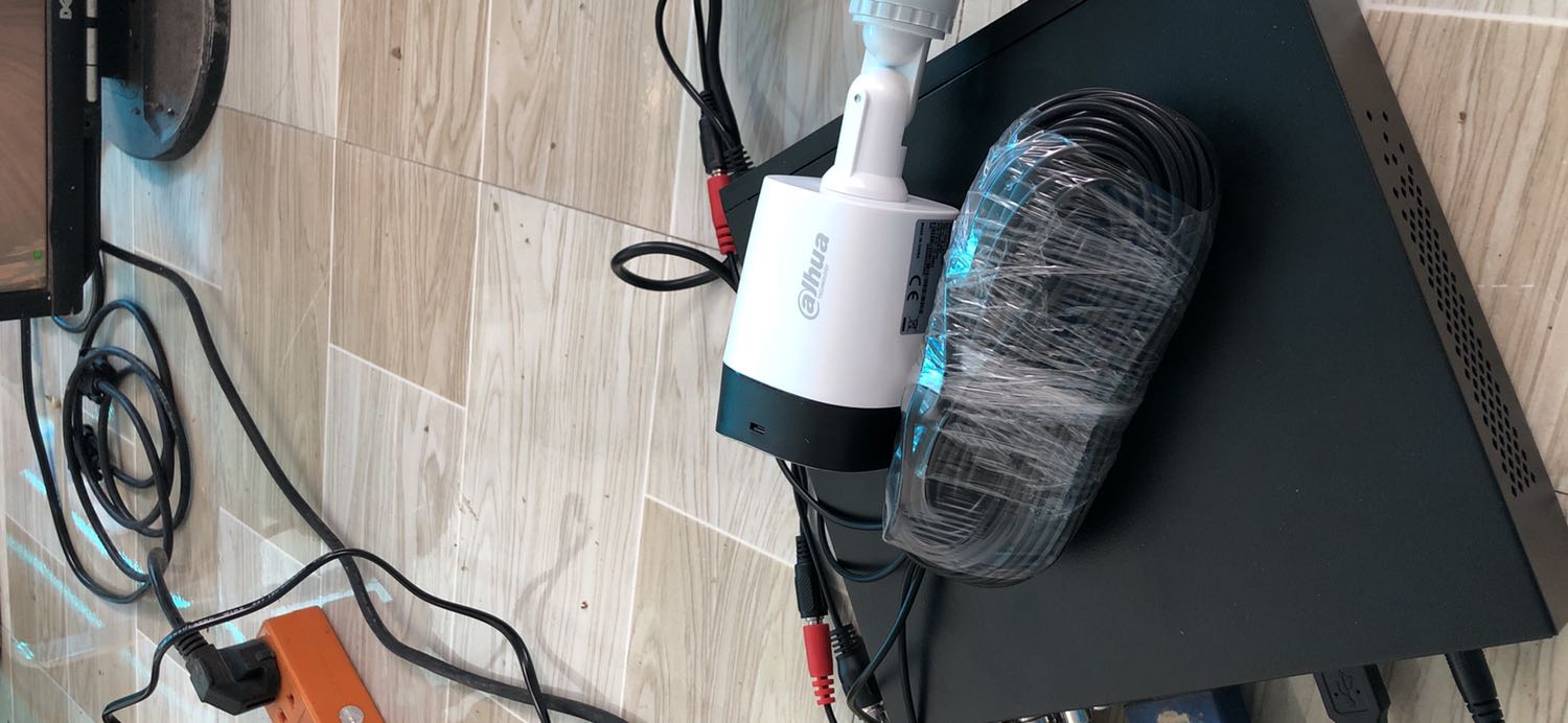 Chất lượng tạm chấp nhận. 1 cuộn dây nguồn + tín hiệu bị lỗi không nhận cam. Tiki và shop đổi lại sản phẩm lỗi sớm giúp tôi. Thanks