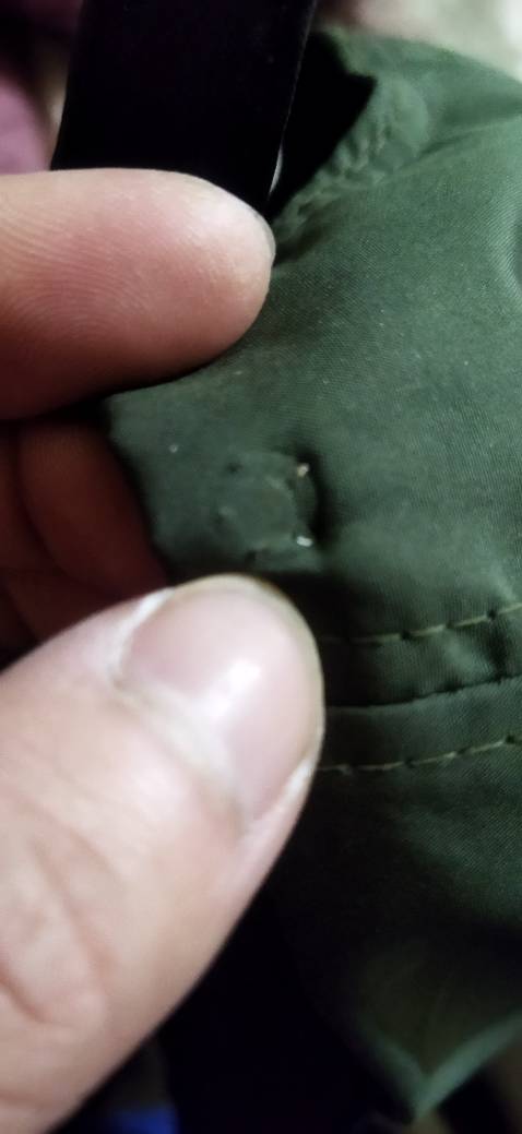 chán quá tệ. mất oan mẹ mấy chục ngìn.bấm 10 đc 1 cái. đụng cái là bung luôn. chỉ dùng đc cho đồ siêu mỏng