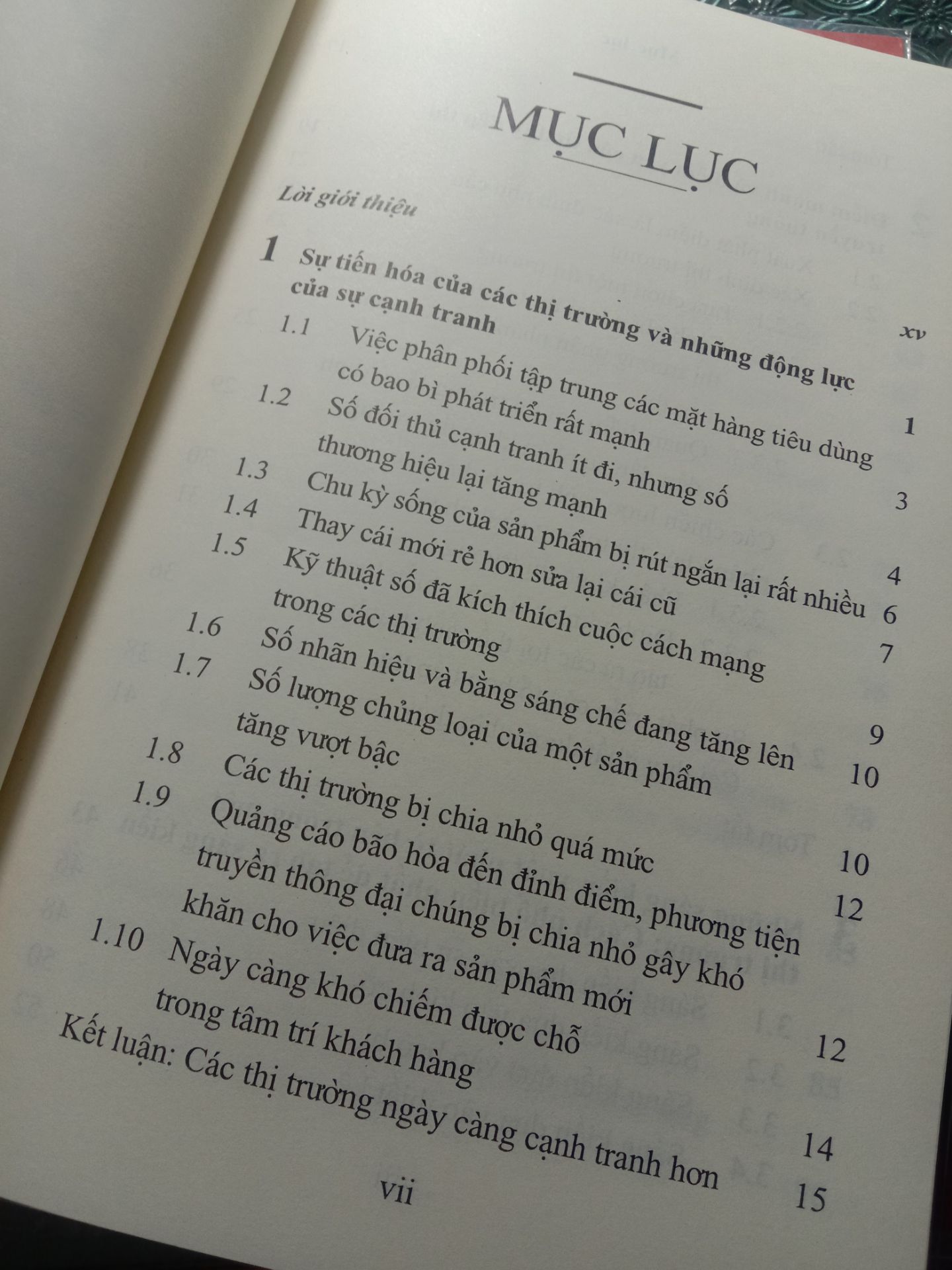 Chưa đọc nội dung. Về hình thức sách mình nhận rất chỉnh chu về đóng gói