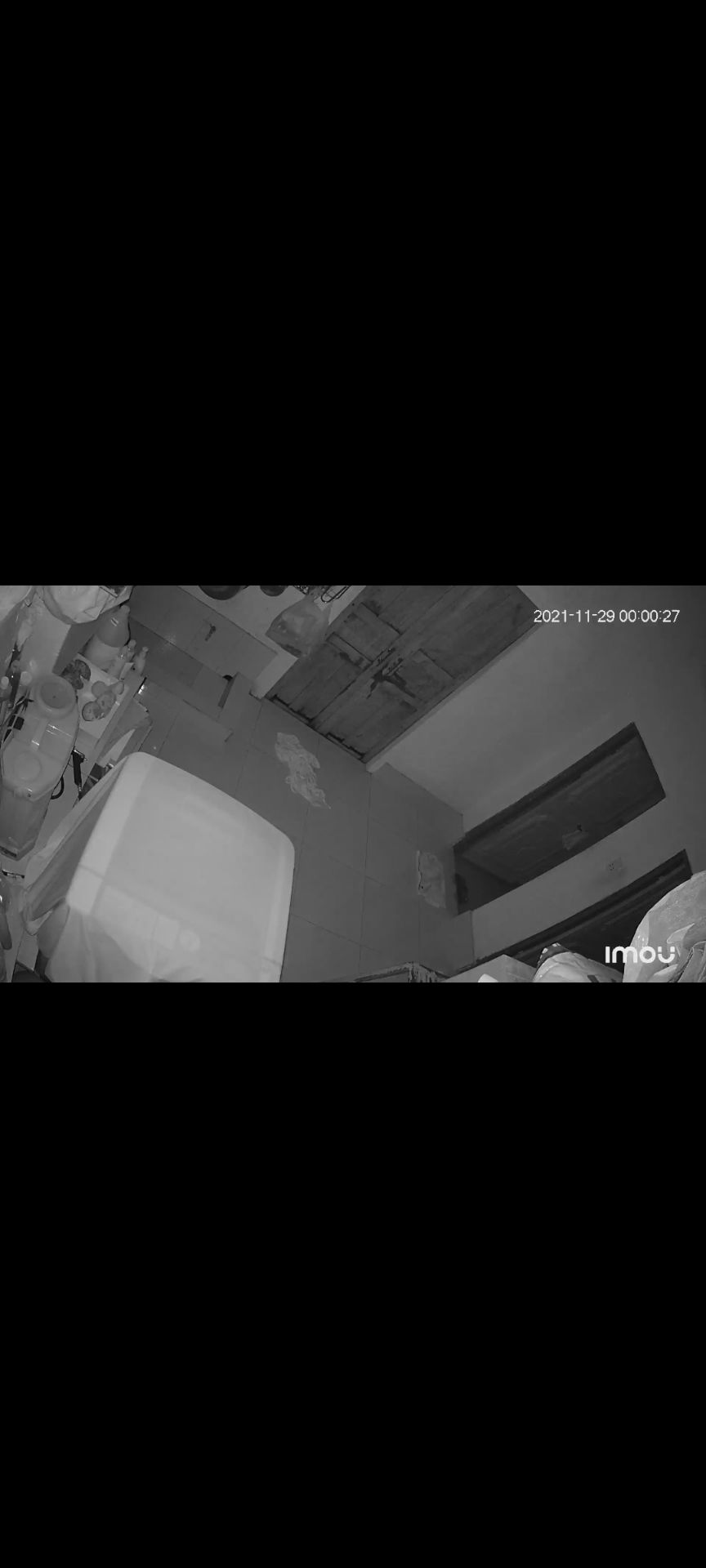 Cam về lắp lại bị lỗi đèn hồng ngoại. Cứ tự động bật tắc nên hình ảnh chưa kịp rõ lại đã mờ đen