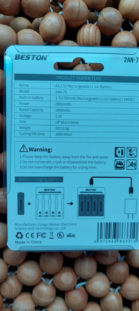 đợi sạc về nạp xem sao,  tạm cho 3 sao ( nhỡ cắm nạp nổ đùng phát chết cả bố lẫn con) đợi sạc về nạp xem sao,  tạm cho 3 sao ( nhỡ cắm nạp nổ đùng phát chết cả bố lẫn con)