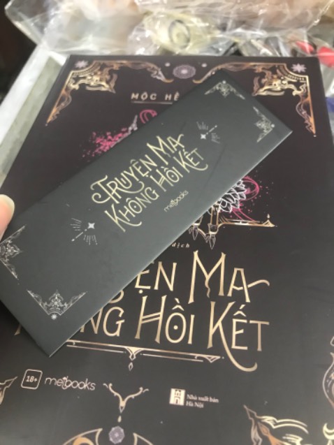 Sách có trầy xước nhẹ nhưng quan trọng là nội dung ☺️🫰