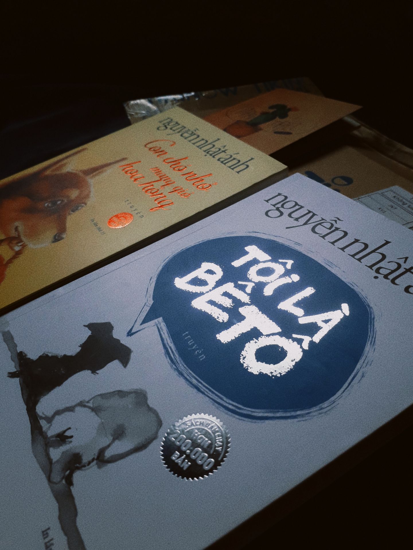 Giá hời, sách đẹp, còn được tặng quà. Perfectttttt