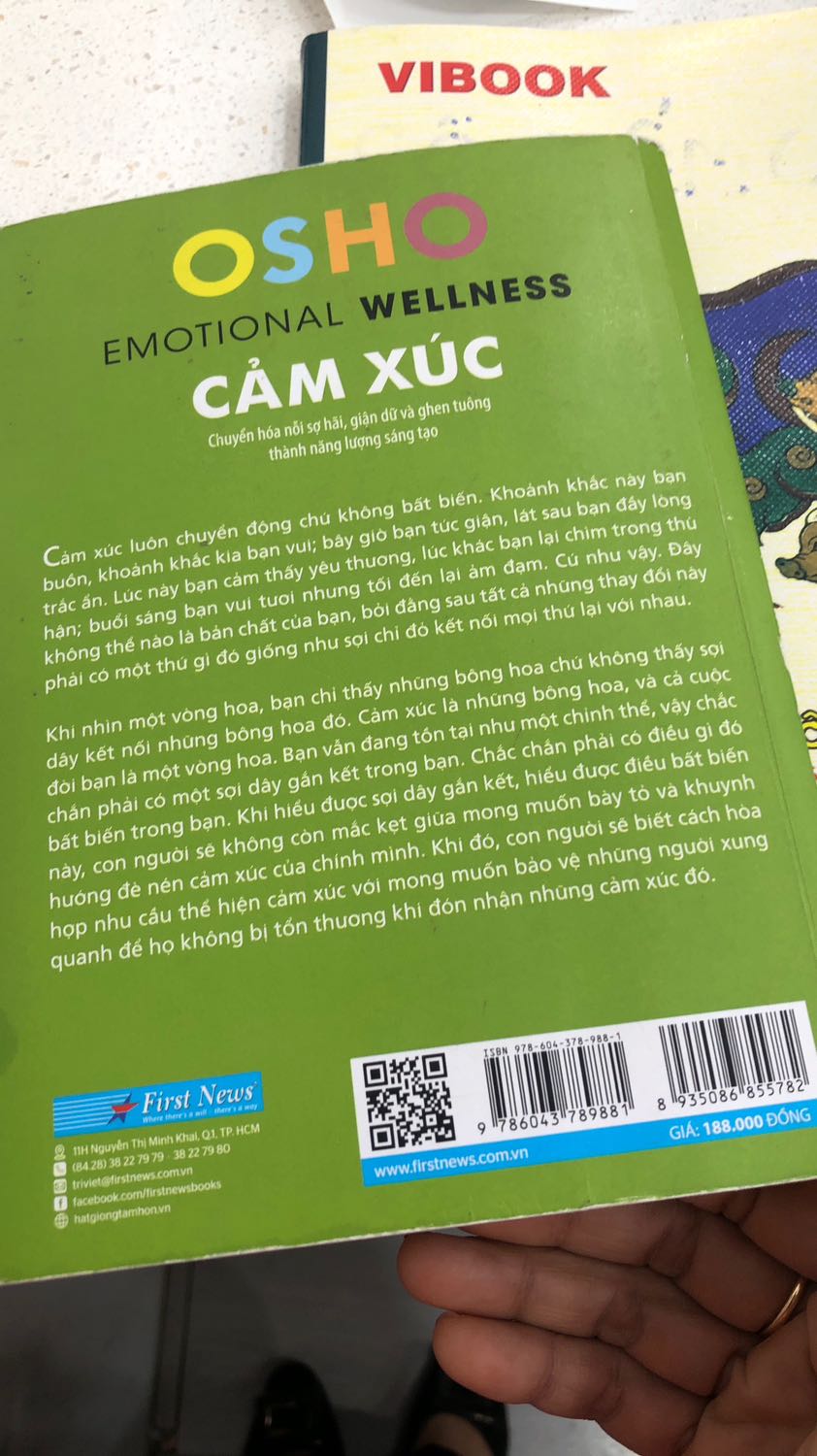 Sách osho khác biệt hay, nên mua nhé mọi người. Sách osho khác biệt hay, nên mua nhé mọi người.