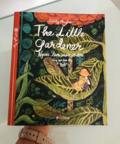 Sách đáng yêu hình minh hoạ xinh xỉu nha mọi người.