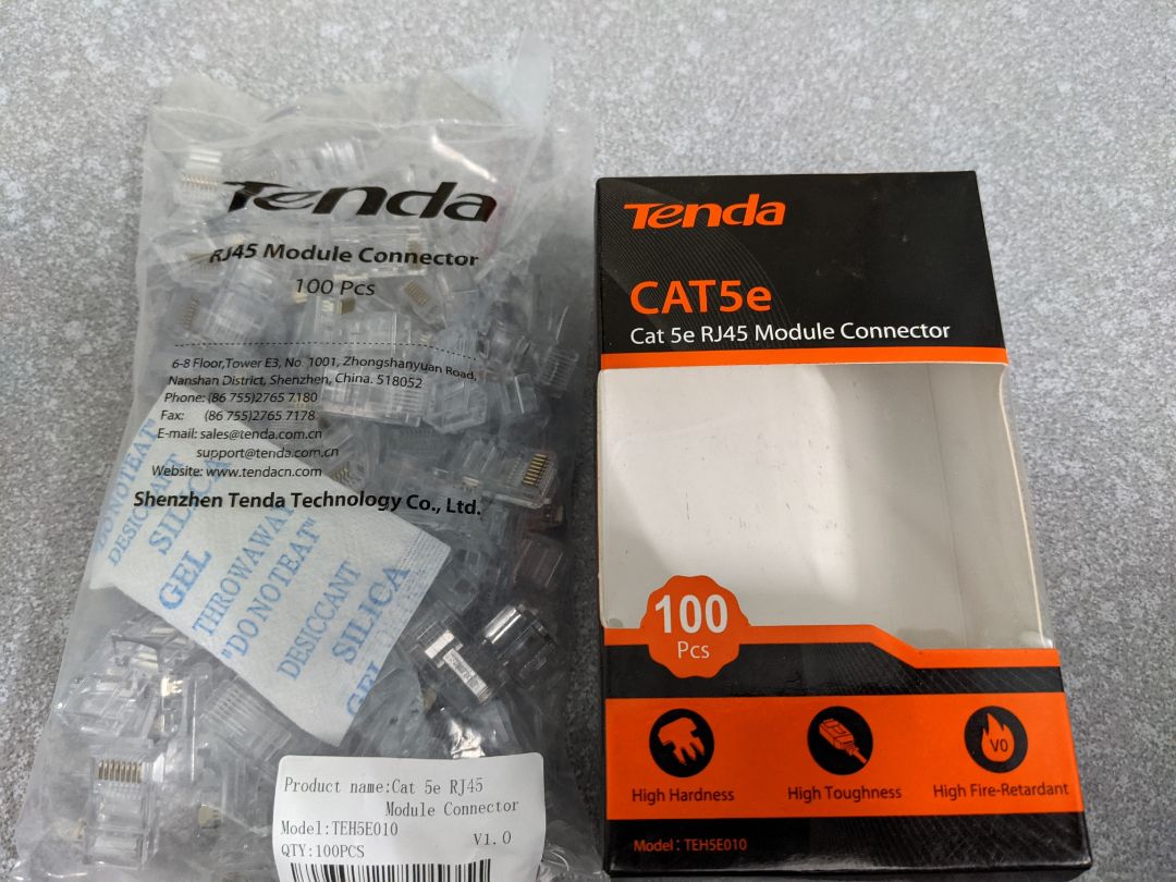 Hàng tốt, mẫu quốc tế box tiếng anh khá chỉnh chu, so với bản nội địa TQ mã TD1013c chữ tenda sắc sảo hơn, nhựa trong hơn và chân đồng dài to hơn, đặc biệt có mạ vàng ánh kim chống oxy hoá.