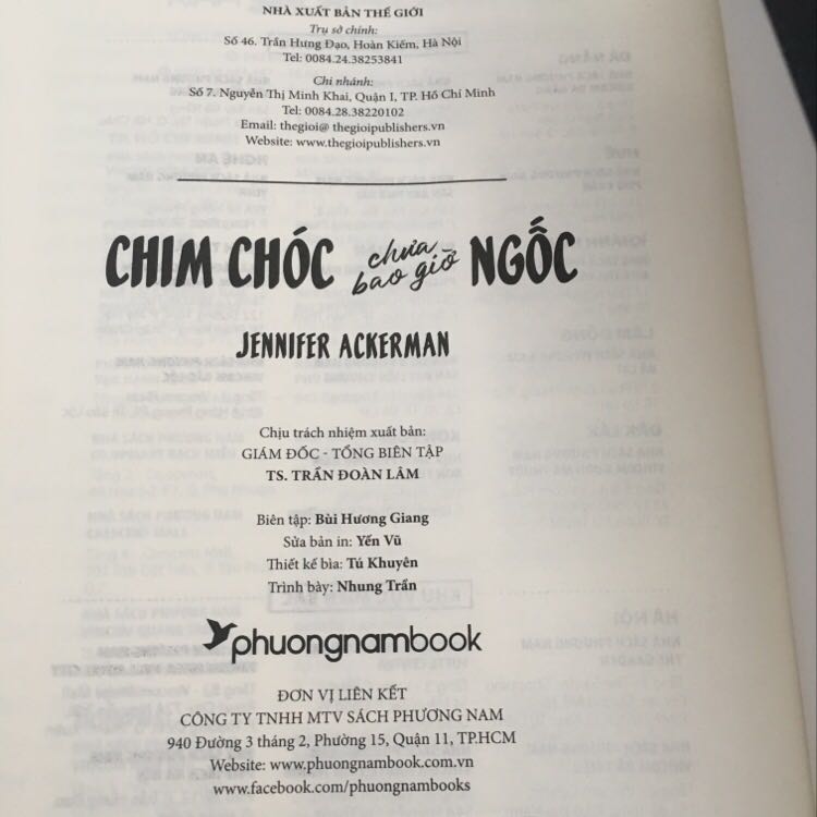 Đặt hàng ngay 17/2 đen trưa 20/2 nhận được sách
Shipper lịch sự