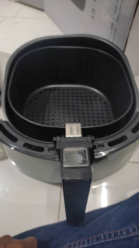 Hàng tốt, chắc chắn, giao hàng nhanh. Nồi 5.2L nhìn vậy chứ bên ngoài to lắm.