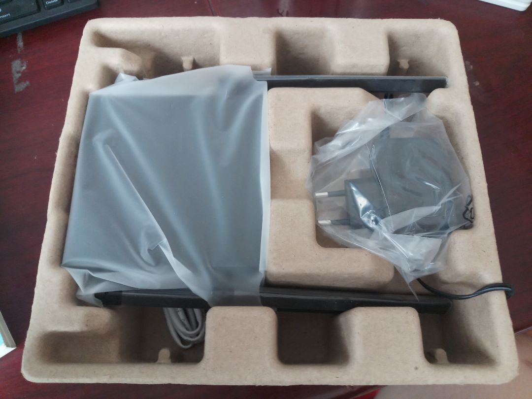 Ship nhanh, cute. Mới dùng nên hơi lóng ngóng 1 lúc sau mới set up hoàn chỉnh, mạng dùng nhanh phè phè dùng băng tần 5G nhanh vc. Thiết kế nhỏ gọn và sang hơn so vs model nhà mạng tặng. Mua đk giá sale hời quá chừng và hàng còn nguyên seal mới cứng nha Ship nhanh, cute. Mới dùng nên hơi lóng ngóng 1 lúc sau mới set up hoàn chỉnh, mạng dùng nhanh phè phè dùng băng tần 5G nhanh vc. Thiết kế nhỏ gọn và sang hơn so vs model nhà mạng tặng. Mua đk giá sale hời quá chừng và hàng còn nguyên seal mới cứng nha