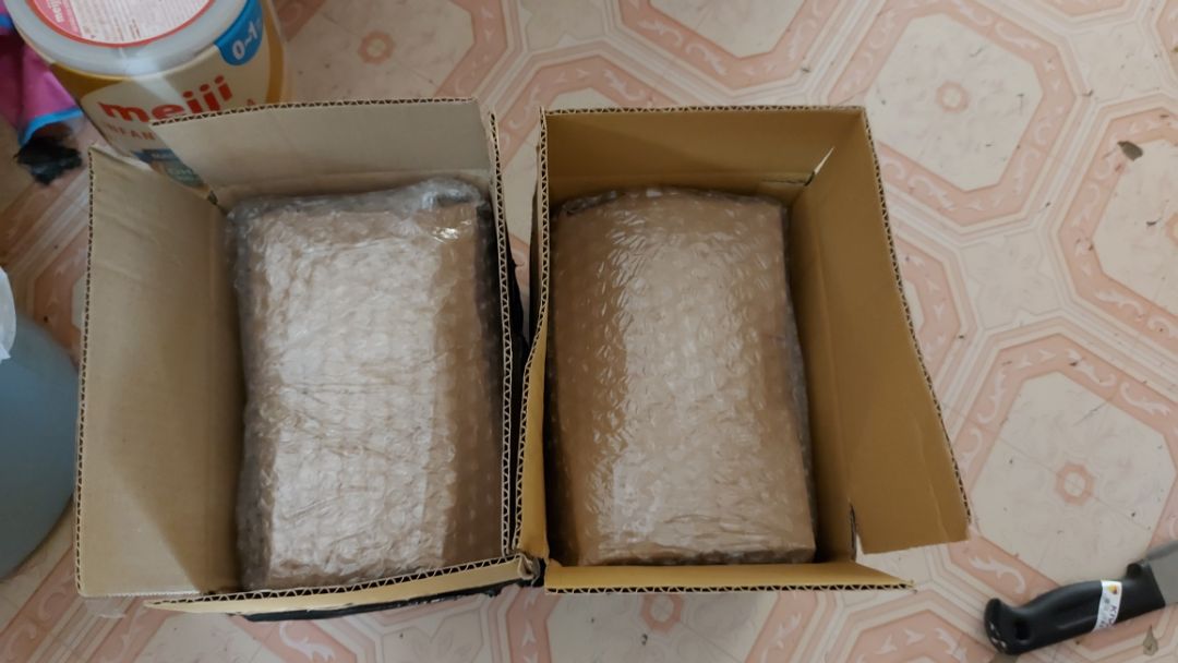 Đóng gói vô cùng cẩn thận, sản phẩm chính hãng, chất lượng. Giao hàng nhanh hơn dự kiến. Ủng hộ shop, ủng hộ Tiki. Đóng gói vô cùng cẩn thận, sản phẩm chính hãng, chất lượng. Giao hàng nhanh hơn dự kiến. Ủng hộ shop, ủng hộ Tiki.