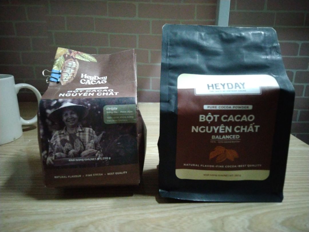 vị ca cao đậm. mình mua 2 loại. mới dùng đc balance, thấy rất đậm rồi. chắc loại oringi đậm hơn.