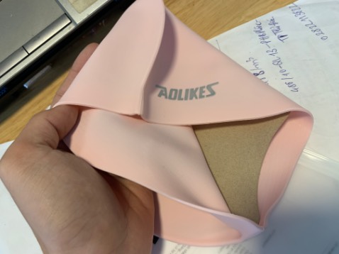 Mũ bơi đẹp, chất lượng độ cao dán cao. Ok Mũ bơi đẹp, chất lượng độ cao dán cao. Ok