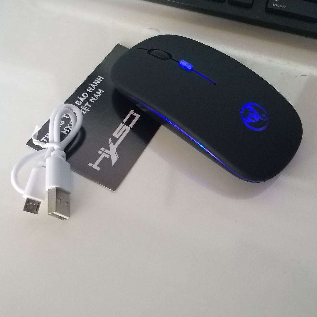 Giao hàng hơi chậm so với dự kiến nhưng không sao, do mùa dịch. Chuột dùng rất êm và nhẹ, đèn led có nhiều màu có thể thay đổi màu ánh sáng. Rất thích hợp cho dùng văn phòng. Mình định cho 4* thôi vì hôm nay thái độ nói chuyện của tài xế giao hàng rất thiếu tôn trọng khách hàng, đề nghị tiki now xem xét vấn đề này.