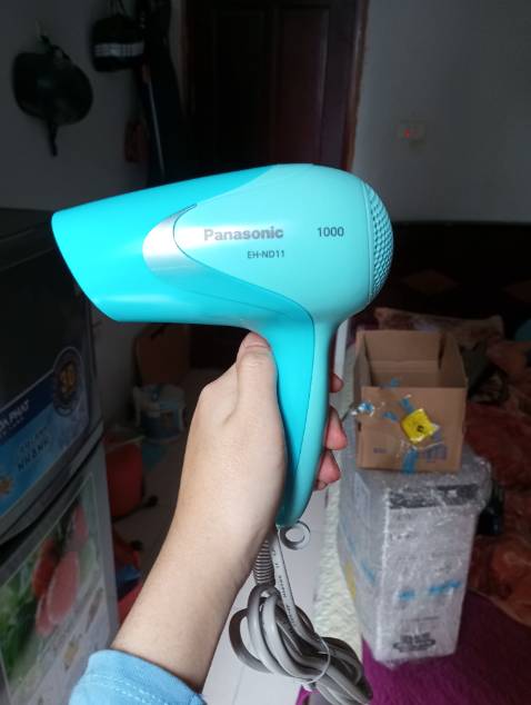 Hàng chính hãng và khá hịn Hàng chính hãng và khá hịn