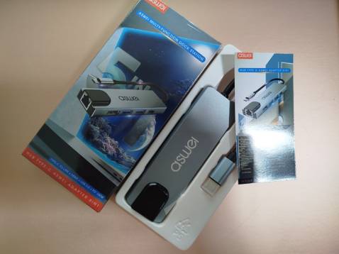 ======================================
❶ Tiện Ích Nổi Bật:
 •  Kết nối ổn định với nhiều cổng kết.
 •  Thiết kế nhỏ gọn, dễ dàng mang theo.
======================================
❷ Độ Bền Tối Ưu:
 •  Hoàn thiện tỉ mỉ, chắc chắn
 •  Tản nhiệt hiệu quả, hub rất mát trong quá trình sử dụng lâu.
======================================
❸ Chất Lượng Cao Và Dịch Vụ Tốt:
 •  Sản phẩm chất lượng tốt với đóng gói cẩn thận.
 •  Giao hàng nhanh chóng.
 •  Tư vấn nhiệt tình và chuyên nghiệp.
 •  Giá tốt, rất đáng đồng tiền.
======================================
❹ Khả Năng Tương Thích:
 •  Sử dụng tốt với nhiều thiết bị như laptop, điện thoại và iPad Pro 11.
======================================
❺ Cổng Kết Nối Đa Năng:
 •  Cổng HDMI 4K truyền hình ảnh đẹp với độ phân giải lên đến 1080.
 •  Cổng LAN tốc độ cao và ổn định.
 •  Cổng USB 3.0 cho tốc độ truyền dữ liệu nhanh.
======================================
❻ Thông Số Kỹ Thuật:
 •  Hub Type-C 5in1.
 •  Giao diện: Lan x1, HDMI x1, USB3.0 x2, Cổng sạc nhanh PD x1 ======================================
❶ Tiện Ích Nổi Bật:
 •  Kết nối ổn định với nhiều cổng kết.
 •  Thiết kế nhỏ gọn, dễ dàng mang theo.
======================================
❷ Độ Bền Tối Ưu:
 •  Hoàn thiện tỉ mỉ, chắc chắn
 •  Tản nhiệt hiệu quả, hub rất mát trong quá trình sử dụng lâu.
======================================
❸ Chất Lượng Cao Và Dịch Vụ Tốt:
 •  Sản phẩm chất lượng tốt với đóng gói cẩn thận.
 •  Giao hàng nhanh chóng.
 •  Tư vấn nhiệt tình và chuyên nghiệp.
 •  Giá tốt, rất đáng đồng tiền.
======================================
❹ Khả Năng Tương Thích:
 •  Sử dụng tốt với nhiều thiết bị như laptop, điện thoại và iPad Pro 11.
======================================
❺ Cổng Kết Nối Đa Năng:
 •  Cổng HDMI 4K truyền hình ảnh đẹp với độ phân giải lên đến 1080.
 •  Cổng LAN tốc độ cao và ổn định.
 •  Cổng USB 3.0 cho tốc độ truyền dữ liệu nhanh.
======================================
❻ Thông Số Kỹ Thuật:
 •  Hub Type-C 5in1.
 •  Giao diện: Lan x1, HDMI x1, USB3.0 x2, Cổng sạc nhanh PD x1