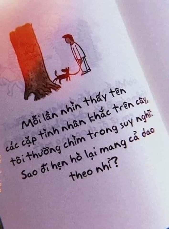 Rất dễ trầy, gọng kính tự quẹt vào cũng trầy