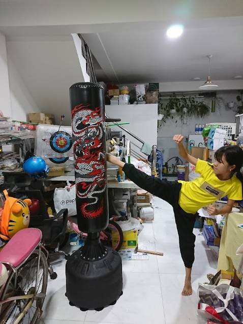 Sản phẩm đẹp, chất lượng, chuyên nghiệp. Trụ rất hữu ích trong luyện tập võ, xả tress, bực tức. Những chuyện khó nói, hờn giận vu vơ, cãi lộn... đều dùng dc.