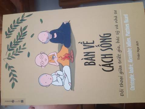 Giao hàng rất nhanh vừa đặt hôm qua mà hôm nay đã giao rồi, sách rất đẹp nhé
