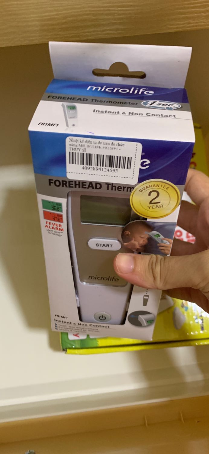 Giao hàng nhanh, nhân viên tiki rất thân thiện. Hàng chất lượng tốt. Shop có gửi kèm 2 cục pin để check luôn. Mình mua được lúc khuyến mãi nên giá rất mềm. Tạm thời hài lòng. Giao hàng nhanh, nhân viên tiki rất thân thiện. Hàng chất lượng tốt. Shop có gửi kèm 2 cục pin để check luôn. Mình mua được lúc khuyến mãi nên giá rất mềm. Tạm thời hài lòng.