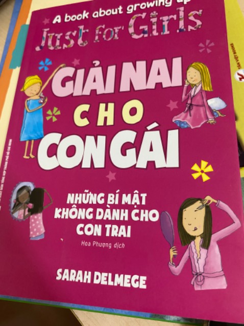 Sách đẹp bắt mắt dễ hiểu phù hợp với mẹ con nhà thị giác cao