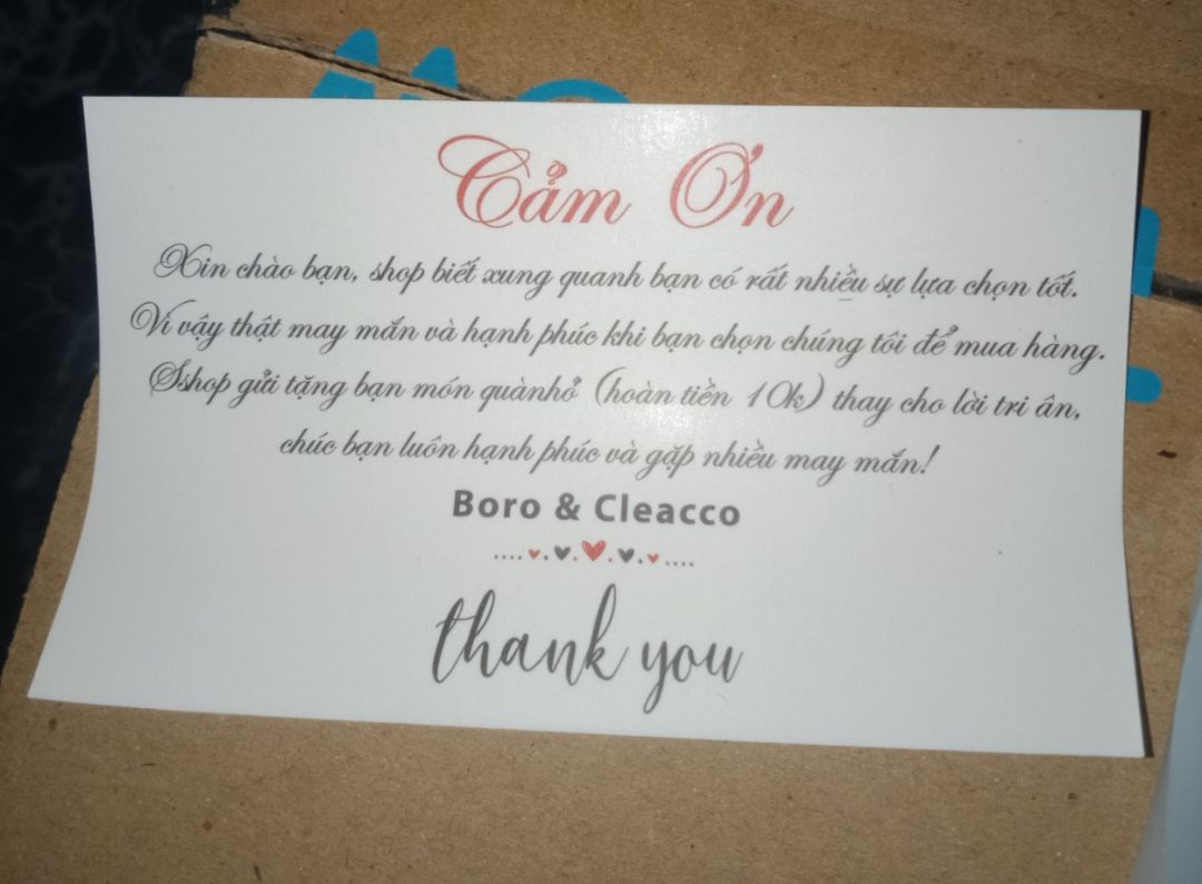 êm, dễ chịu,  rõ,  rẻ,  mình mua 2 cái, 1 cái hơn 100k,  1 cái gần 400k có tặng mũ bơi,  nhưng theo mình 2 cái chất lượng tương đương. chỉ còn đợi thời gian xem độ bền,  đã đeo nhiều cái sau 1 thời gian rớt miếng cao su đệm ra ngoài. ko biết sp này thế nào êm, dễ chịu,  rõ,  rẻ,  mình mua 2 cái, 1 cái hơn 100k,  1 cái gần 400k có tặng mũ bơi,  nhưng theo mình 2 cái chất lượng tương đương. chỉ còn đợi thời gian xem độ bền,  đã đeo nhiều cái sau 1 thời gian rớt miếng cao su đệm ra ngoài. ko biết sp này thế nào