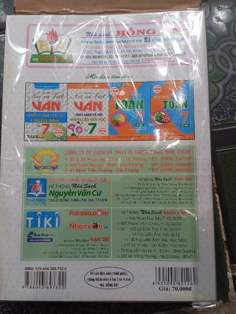Sản phẩm có kiểu dáng sang trọng và rất tiện dụng, giao hàng nhanh chóng và rất cẩn thận, giá cả hợp lý với chất lượng sản phẩm đúng mô tả