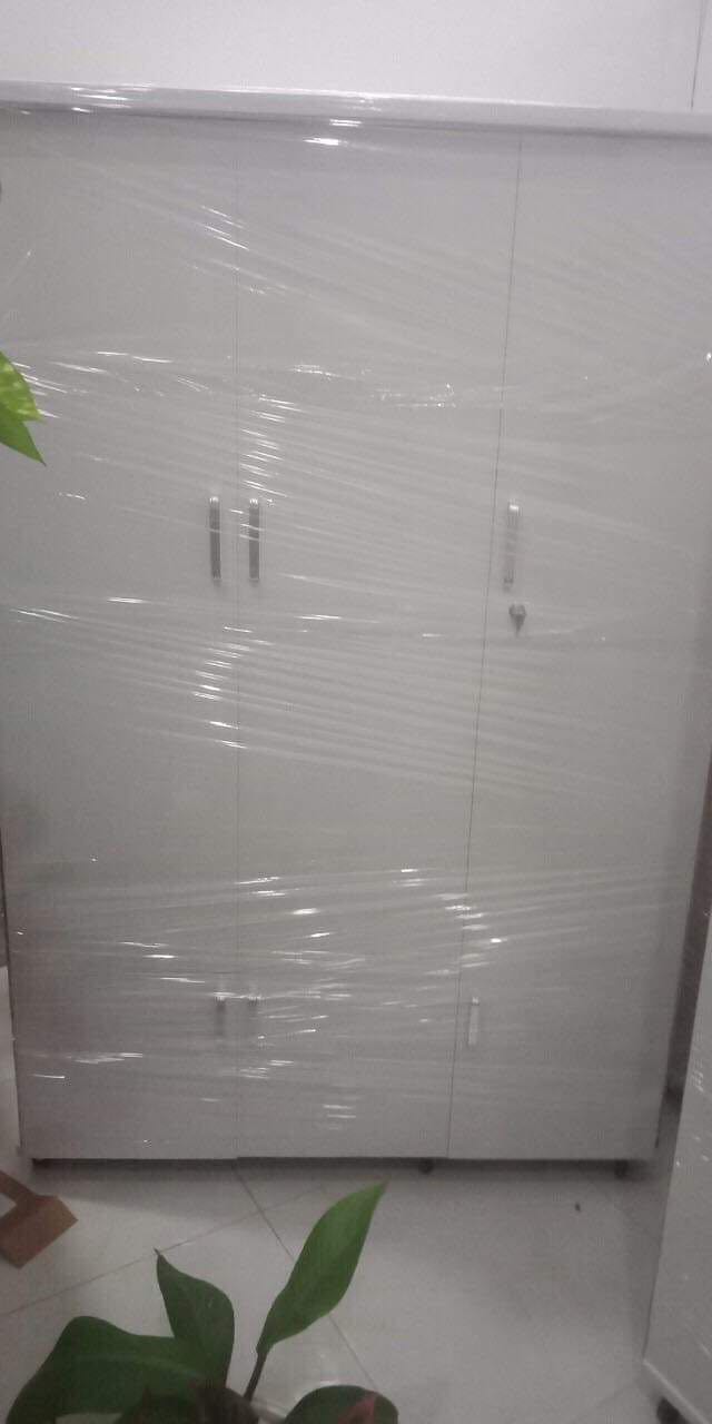 Sản phẩm đáng vs giá tiền. Tủ đẹp, mùa dịch giao hàng hơi lâu xí. Mình đặt mẫu khác nhưng do hết hàng nên shop gọi đổi mẫu, mẫu này thấy cũng đẹp