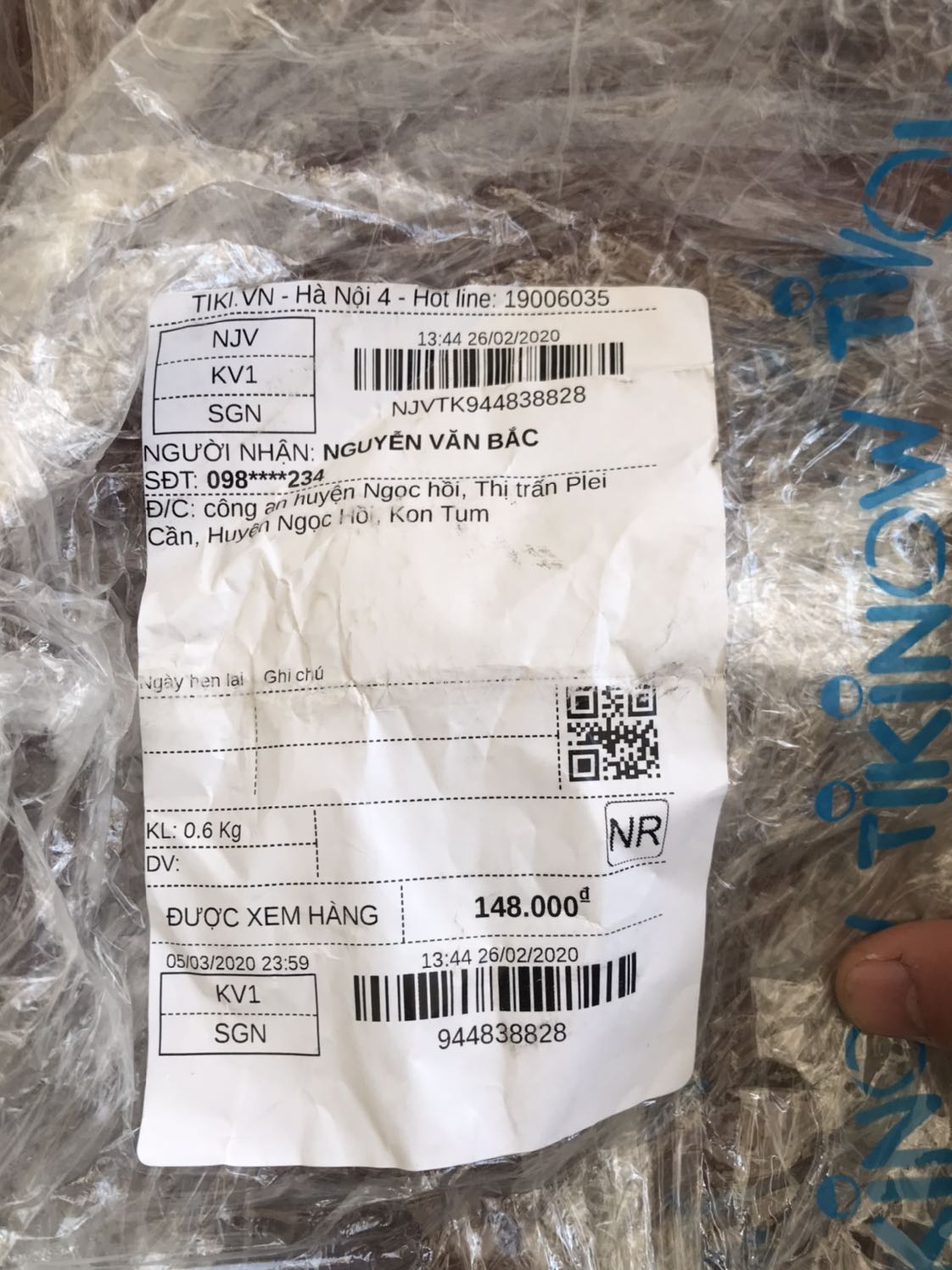 Shop xem hai đơn hàng của mình đặt con lăn 4 bánh . Mà sao lại gửi toàn con lăn 3 bánh vậy ? Sdt của mình ***