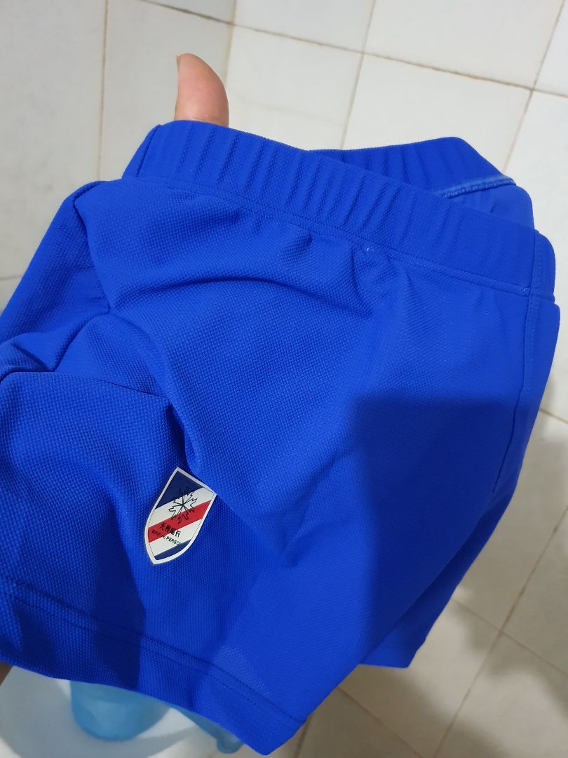 Vừa vặn thoáng mát, co giãn, mặc cảm giác rất thích. Tiếc quá mình đặt thử xem thế nào nên đặt có 1 chiếc, chắc phải mua tiếp thôi Vừa vặn thoáng mát, co giãn, mặc cảm giác rất thích. Tiếc quá mình đặt thử xem thế nào nên đặt có 1 chiếc, chắc phải mua tiếp thôi