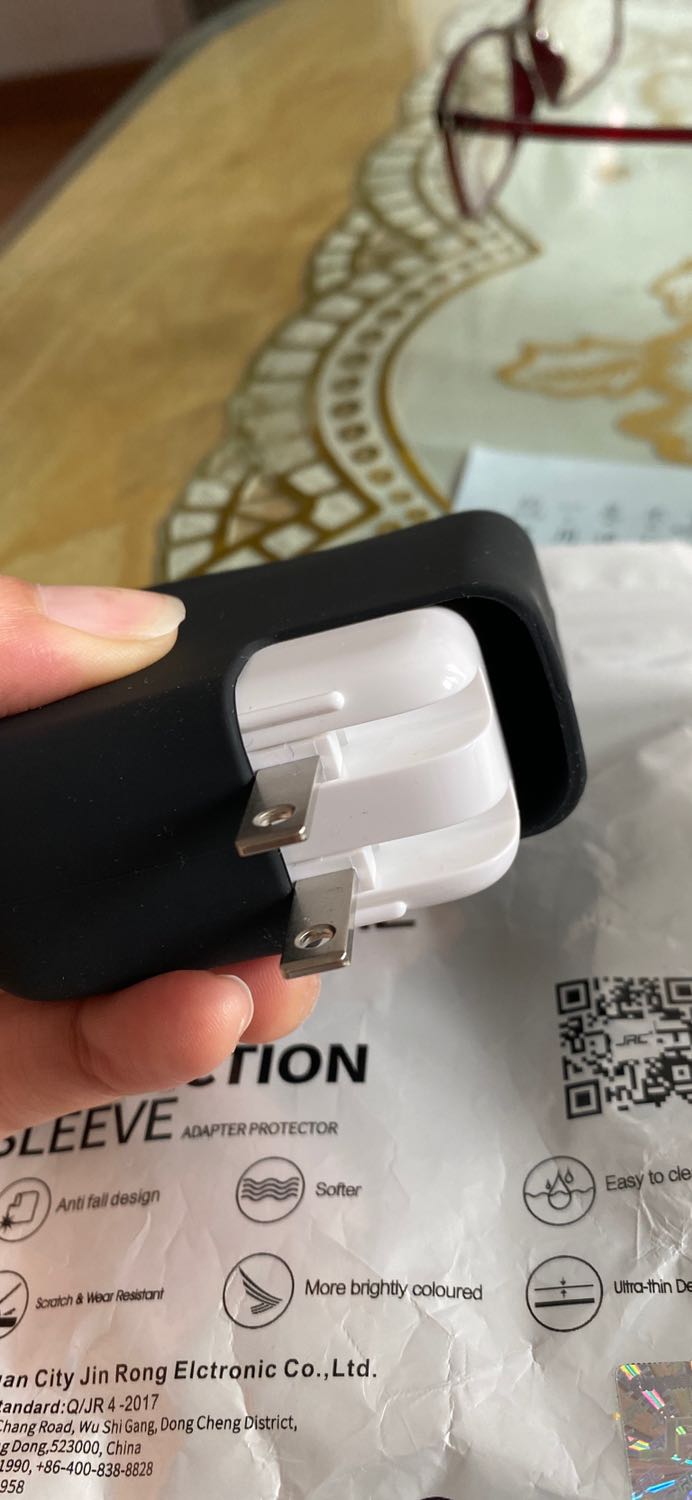 Shop có lộn k, mac của mình cũng là air 13” 2020 sao lại lọt tỏm ntn