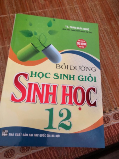 Mình mua vì nó là sách cũ ai ngờ nó giao sách mới khác với ảnh