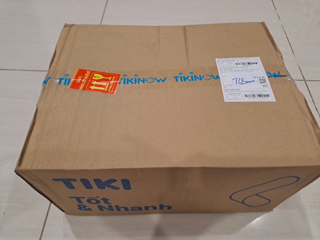 mình dùng sản phẩm này lâu rồi nay thấy có tiki now nên đặt thử. công nhận giao nhanh và đóng gói cẩn thận. ít đỗ vỡ như lúc trước. về sản phẩm thì mùi rất dễ chịu không nồng nặc hóa chất, không cần bao tay vẫn rất ok