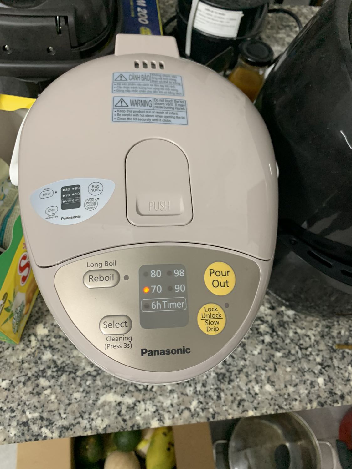 Shop Giao hàng đúng hẹn, sản phẩm hình thức thì rất tốt, còn chất lượng thì phải chờ thời gian, sản phẩm rất đáng mua, giá cả hợp lý