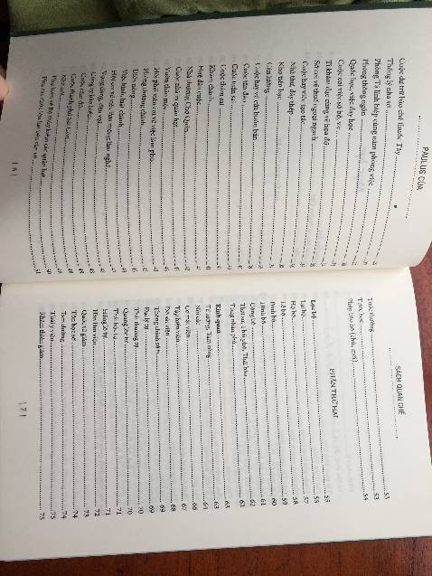 Cuốn sách hữu ích cho ai nghiên cứu về triều Nguyễn thời cuối thế kỷ 19 đầu thế kỷ 20.