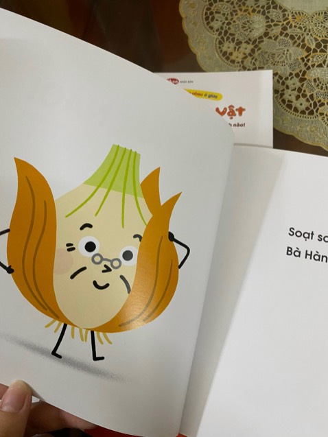 Giá tốt. Sách mới. Dày. Màu đẹp. Giao hàng ok. Rất hài lòng...cho sốp 5 sao