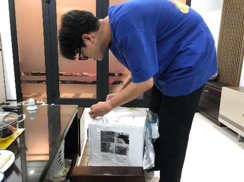 Giao hàng siêu nhanh. Nồi nhỏ xinh phù hợp với sinh viên.