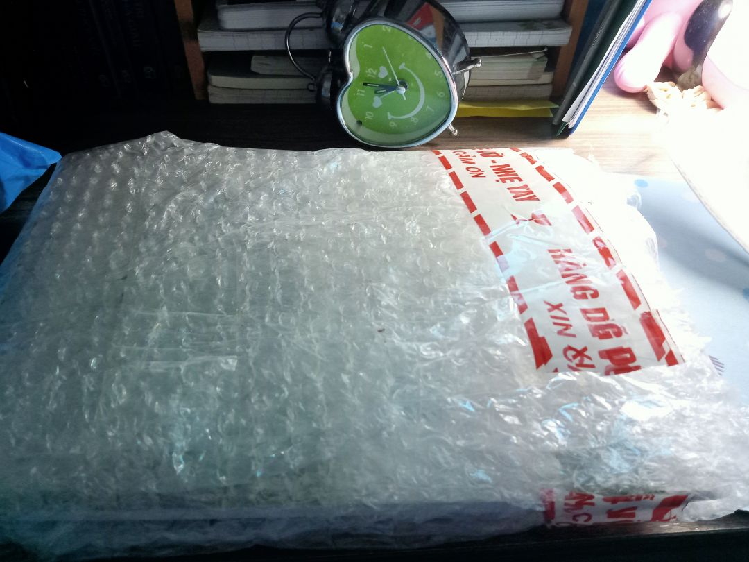 mặc dù mua có 1 quyển nhưng shop đóng gói rất cẩn thận. Giao hàng nhanh chóng ,vở rất đẹp!!!! mặc dù mua có 1 quyển nhưng shop đóng gói rất cẩn thận. Giao hàng nhanh chóng ,vở rất đẹp!!!!